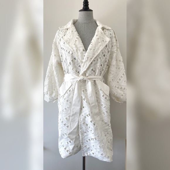 💝Line & Dot Lace Jacket💝 - Picture 2 of 9